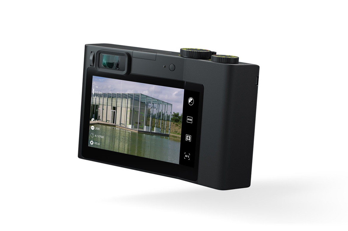 蔡司推出内置Lightroom的ZX1全画幅相机,让你