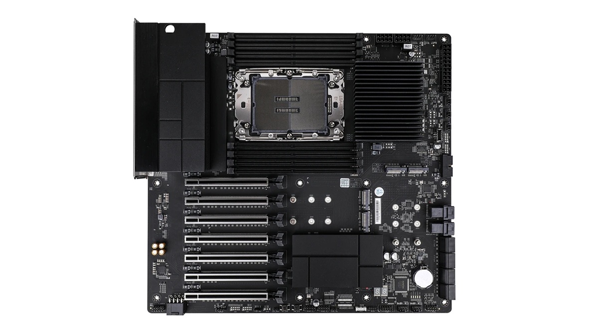 七彩虹发布COLORFUL WS W790E PRO V20：带有四个PCIe 5.0 M.2插槽