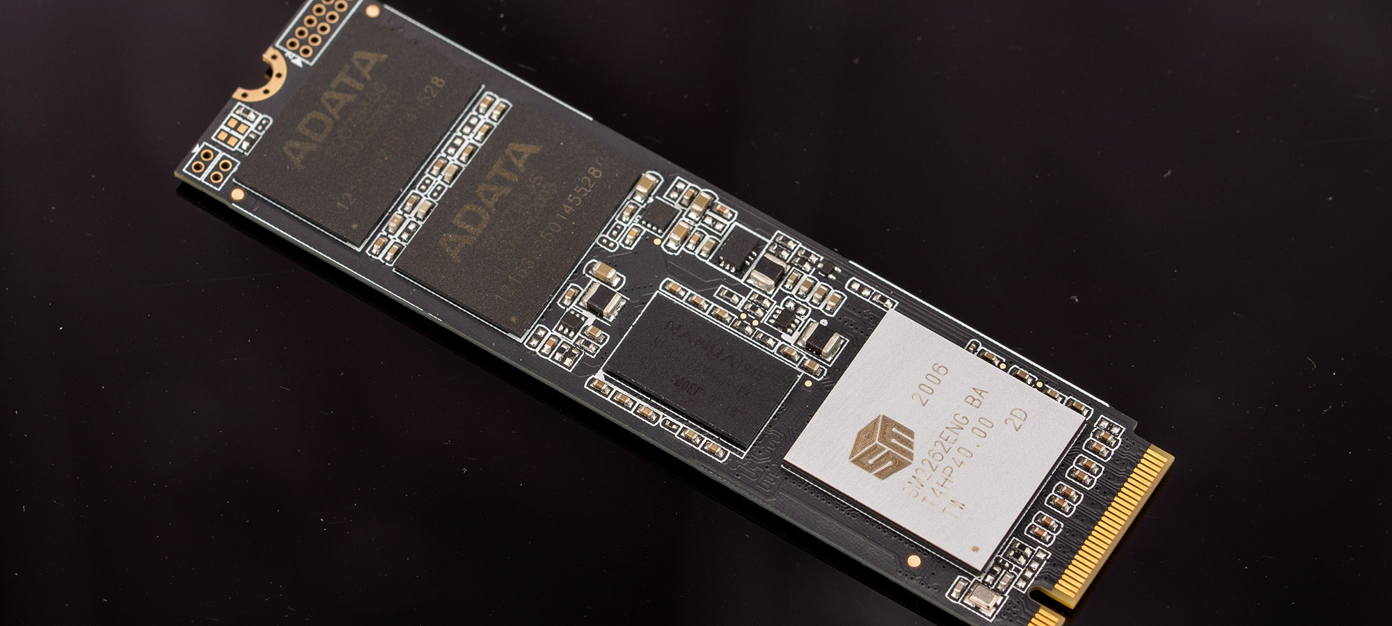 XPG 威龙SX8200 Pro M.2 SSD评测：大缓存更稳定- 超能网